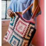 Rose City Tote Free Crochet Pattern and Video Tutorial