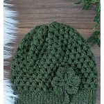 Puff Stitch Hat with Shamrock Free Crochet Pattern